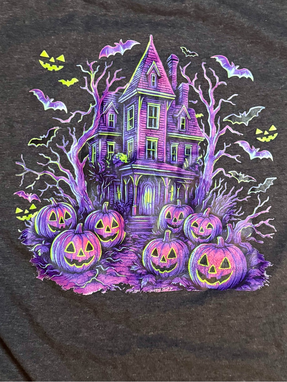 Unisex Medium Halloween Gray T-Shirt with Glow in the Dark Spooky Graphics - Picture 8 of 9